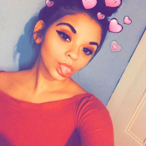 notlivhayes
